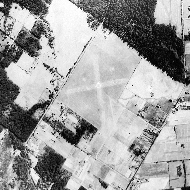 (photo: Gordon Head air landing strip, 1932)